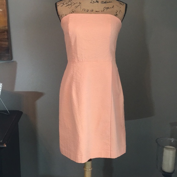 Vineyard Vines Dresses & Skirts - Vineyard Vine Strapless size 8